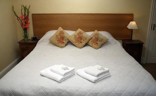 Hotel The Staff Of Life Ticknall Esterno foto